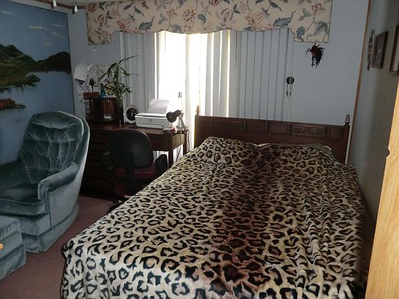5th image of 344 Deerfield Dr