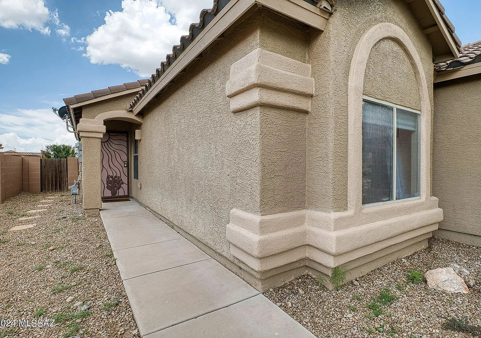Charming 2BR House in Tucson — Photo 3