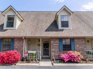 1108 Andrew Brook Ln, Knoxville, TN 37923