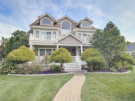 2nd image of 1218 Cape May Ave
