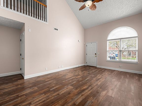 5th image of 4944 Laura Jeanne Blvd