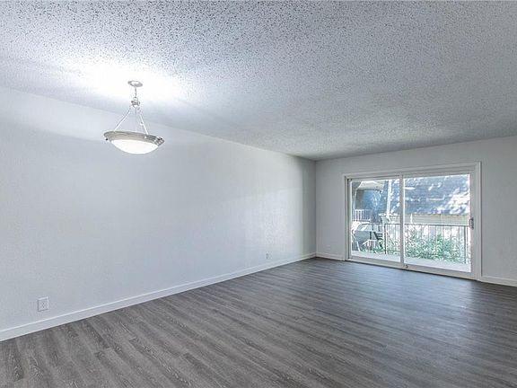 5th image of 5305 Fleetwood Oaks Ave APT 275