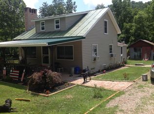 4158 Cow Creek Rd, Saint Marys, WV 26170