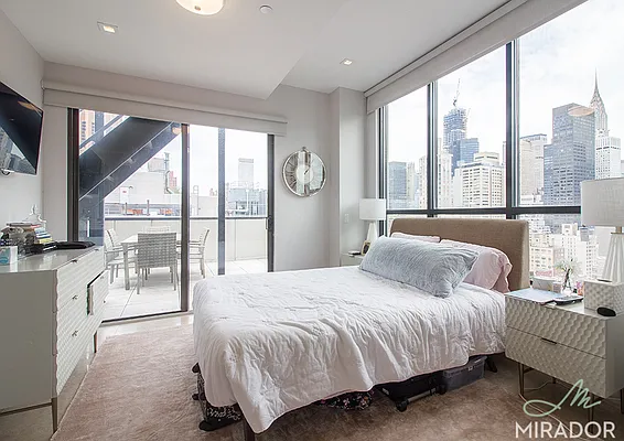 Rented by Mirador Real Estate | media 31