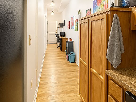 2nd image of 103 E 5th St #103