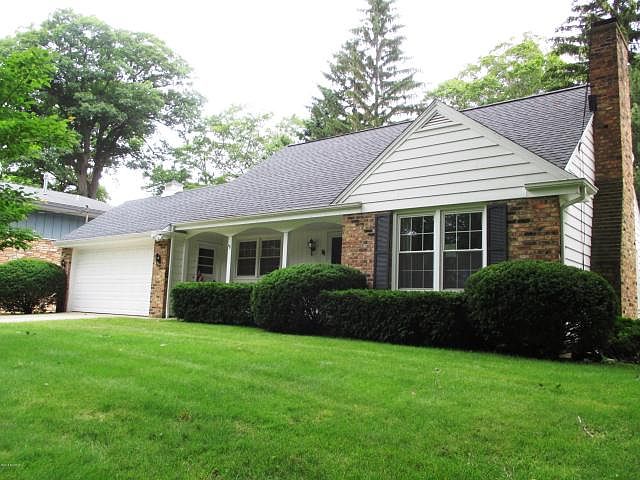 1st image of 23 Delaware Ct