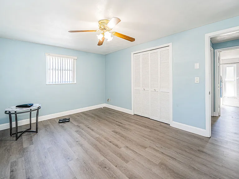 4424 Beacon Square Dr — Photo 4