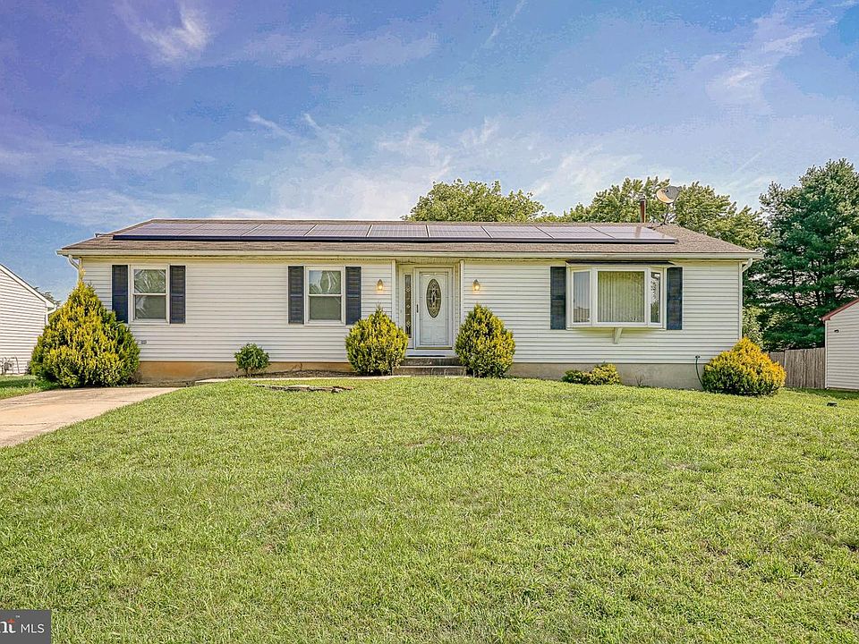 1st image of 139 Sturbridge Dr