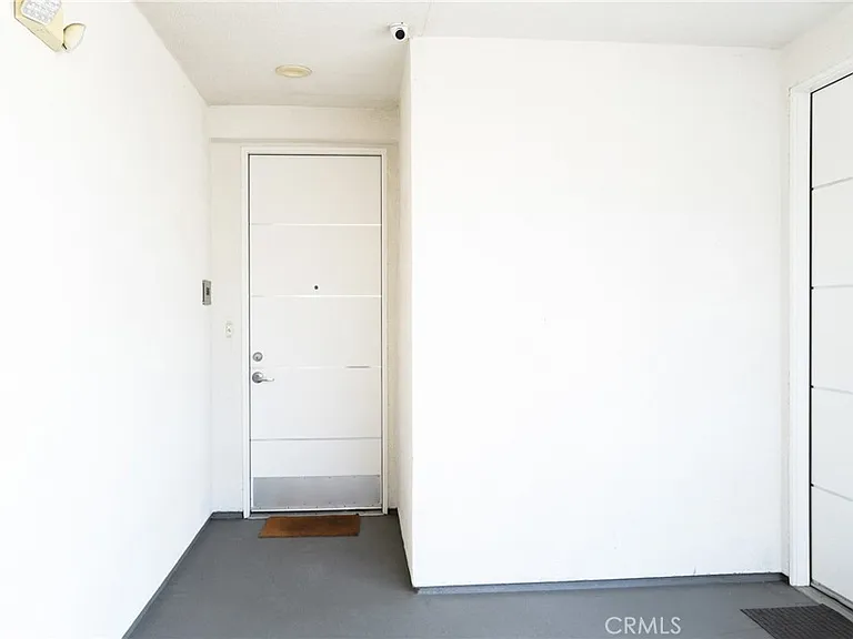 1101 S Harvard Blvd #506 — Photo 32