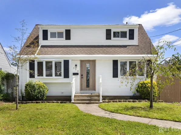 350 Sunset Ave, Old Bridge, NJ 08857