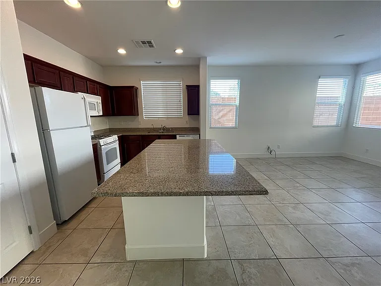 8524 Pitney Ave — Photo 4