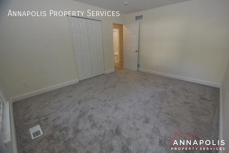 921 Blue Ridge Dr — Photo 16