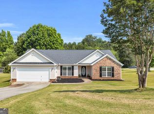 301 Lane Dr, Winder, GA 30680