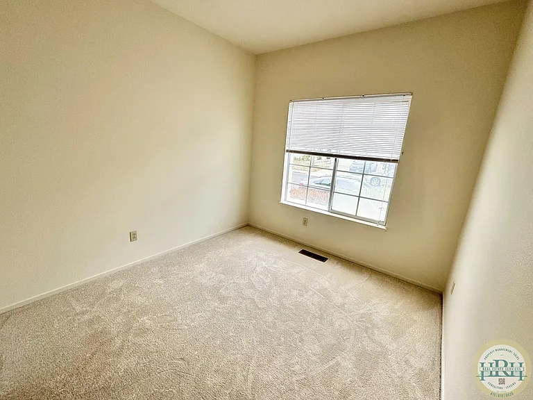 318 Cerro Dr — Photo 17