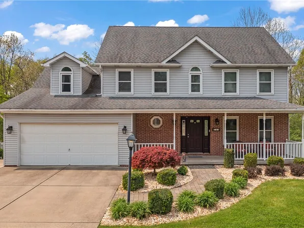 711 Lindenwood Dr, Coraopolis, PA 15108