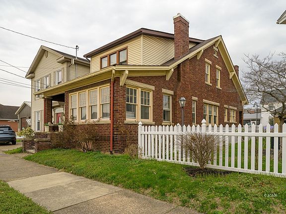 2nd image of 356 3rd Ave