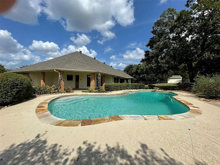 6340 Grauton Dr — Photo 20