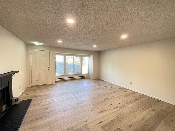 4th image of 15316 9th Avenue Ct E #15316