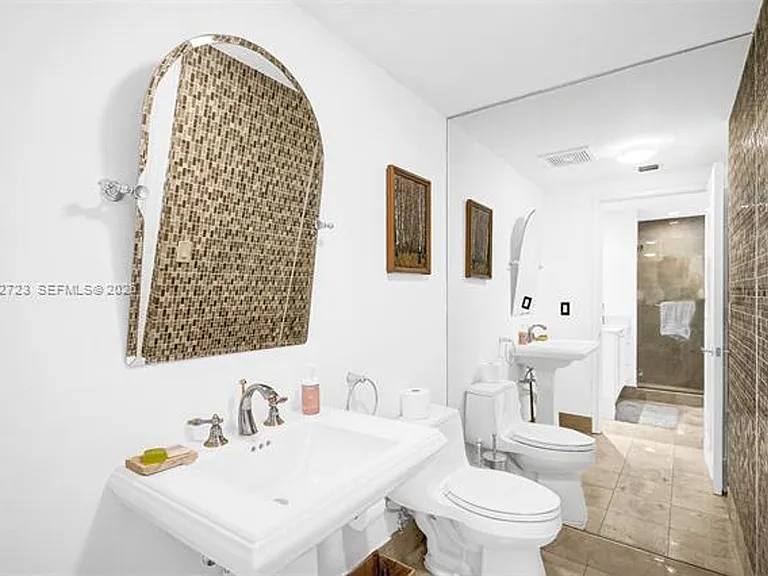 3400 SW 27th Ave #206 — Photo 7