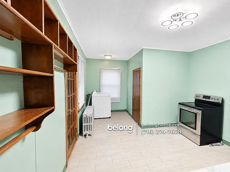 2207 Linwood Ave — Photo 6