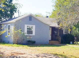 1604 W Bond St, Denison, TX 75020