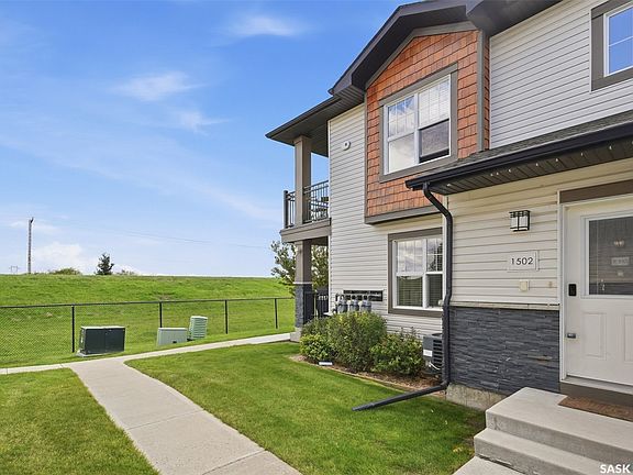 4th image of 1015 Patrick Crescent #1502