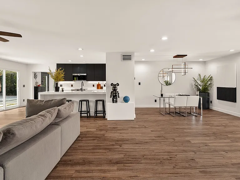 6401 E Camino Santo — Photo 32