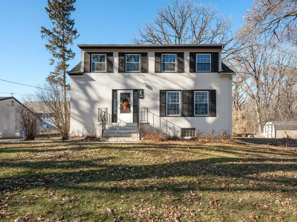 2243 6th St N, North Saint Paul, MN 55109