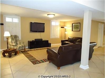 5th image of 7909 Virginia Oaks Dr