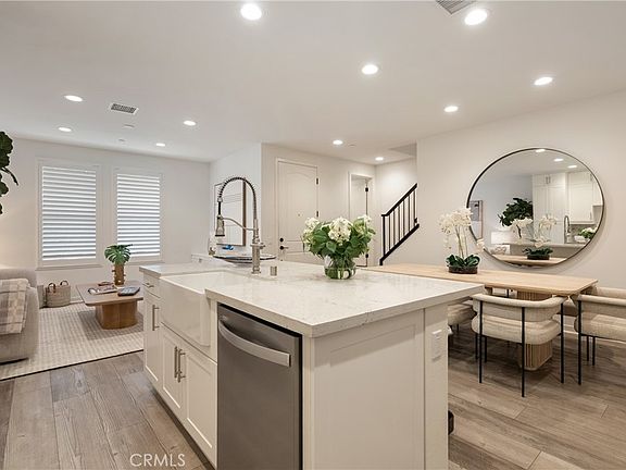 4th image of 118 High Mdw
