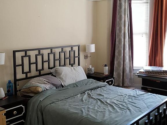 2nd image of 1025 Hyde St APT 1