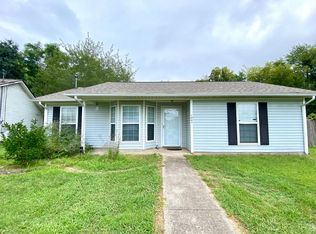 1067 Shadow Ridge Ave, Oak Grove, KY 42262