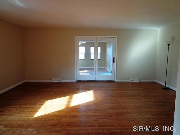 Living RoomDining Room