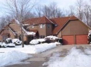 8310 Circlewood Dr N, Saginaw, MI 48609