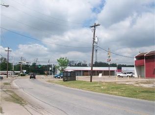 9910 Homestead Rd, Houston, TX 77016