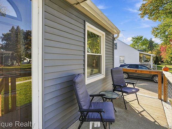 4th image of 316 Rosemore Dr
