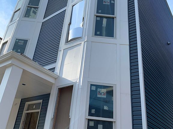 2nd image of 539 Palisade Ave #1L