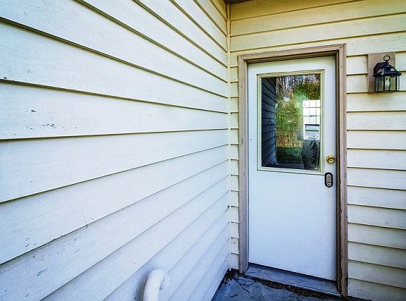 3rd image of 11230 W Heritage Dr
