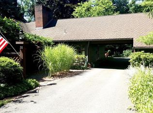 28 Newgate Rd, Pittsburgh, PA 15202