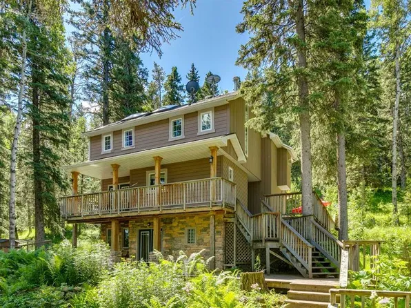 241 W Mountain Lion Dr, Rocky View County, AB T0L 0K0
