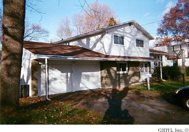 1st image of 306 Colony Park Dr