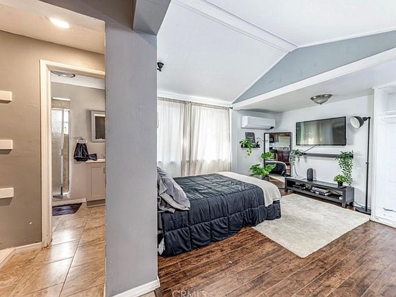 2nd image of 1326 W 98th St #1/2