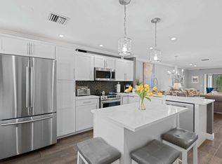 5400 Poppy Pl APT B, Delray Beach, FL 33484