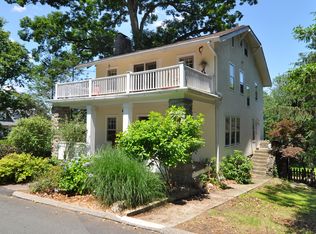 17 Chestnut Dr, Hastings On Hudson, NY 10706