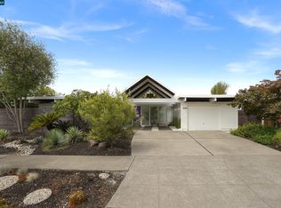 8021 Shay Dr, Oakland, CA 94605