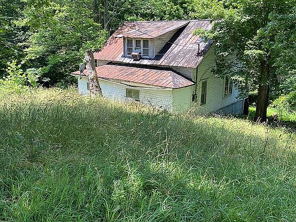 2nd image of 320 Highland St
