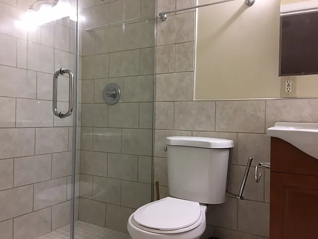 3220 Wisconsin Ave NW — Photo 6