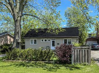 48 Overton Cres, Toronto, ON M3B2V2