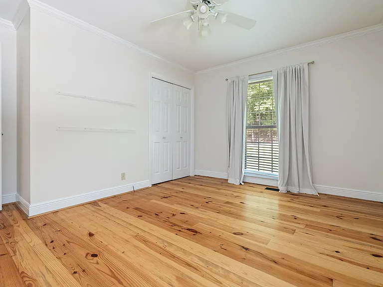 3708 Northcote Dr — Photo 23