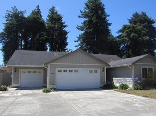 6046 Avalon Dr, Eureka, CA 95503